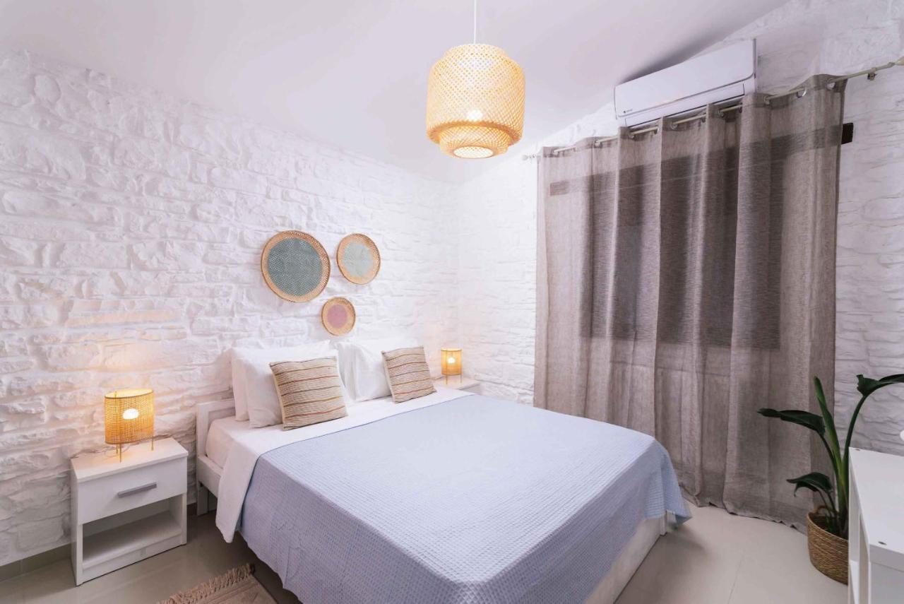 Villa Repsimia With Private Jacuzzi Kokkinos Pirgos Bagian luar foto